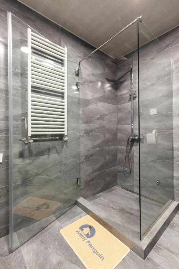 Veli Group Apartment In Old City クタイシ エクステリア 写真